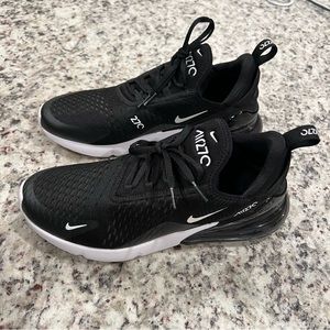 Nike Air Max 270